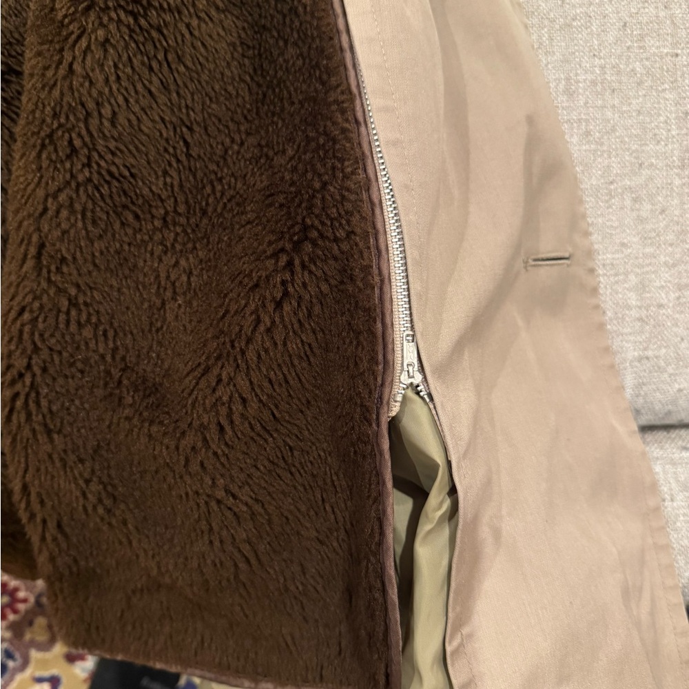 Vintage Botany 500 Trench Coat - Picture 7 of 8